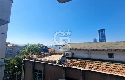         Küçük Çamlıca'da Merkezi  Konumda  Ferah 3+1 Kiralık   Ofis