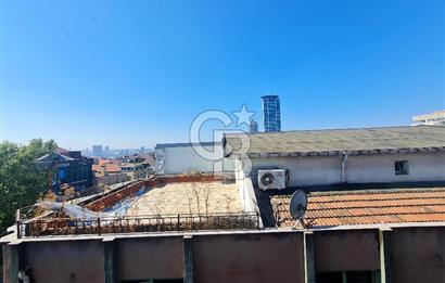         Küçük Çamlıca'da Merkezi  Konumda  Ferah 3+1 Kiralık   Ofis
