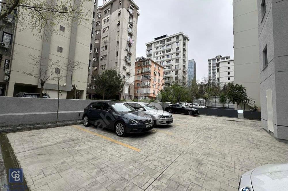 Erenköy Bağdat Caddesine Yakın Yeni Binada Balkonlu 3+1