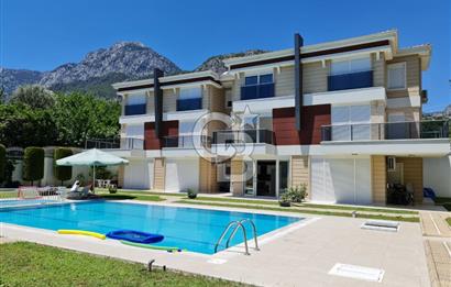 Kemer Göynük'te 4+1 Deniz Manzaralı Eşyalı Lüks Villa-Takas Olur