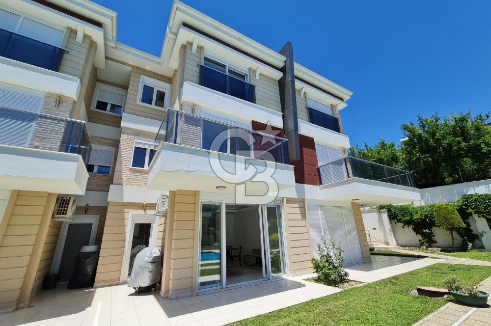 Kemer Göynük'te 4+1 Deniz Manzaralı Eşyalı Lüks Villa-Takas Olur