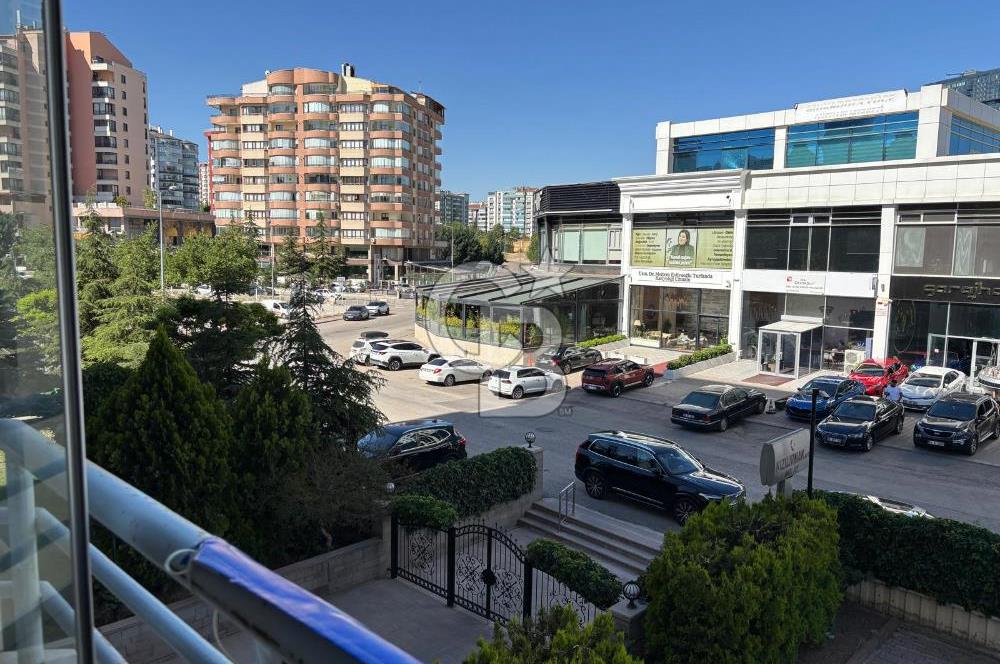 ÇUKURAMBAR PLAZALAR BÖLGESINDE 4+1 KIRALIK DAIRE
