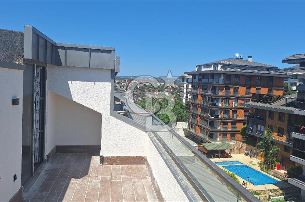 Çengelköy NEFES projesi 11m2 teraslı 2,5+1 çatı dubleks