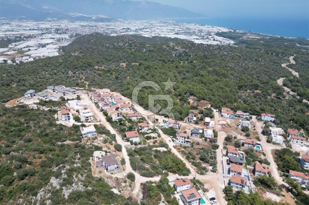 ANTALYA DEMRE KUMDAĞI PANORAMİK DENİZ MANZARALI SATILIK ARSA