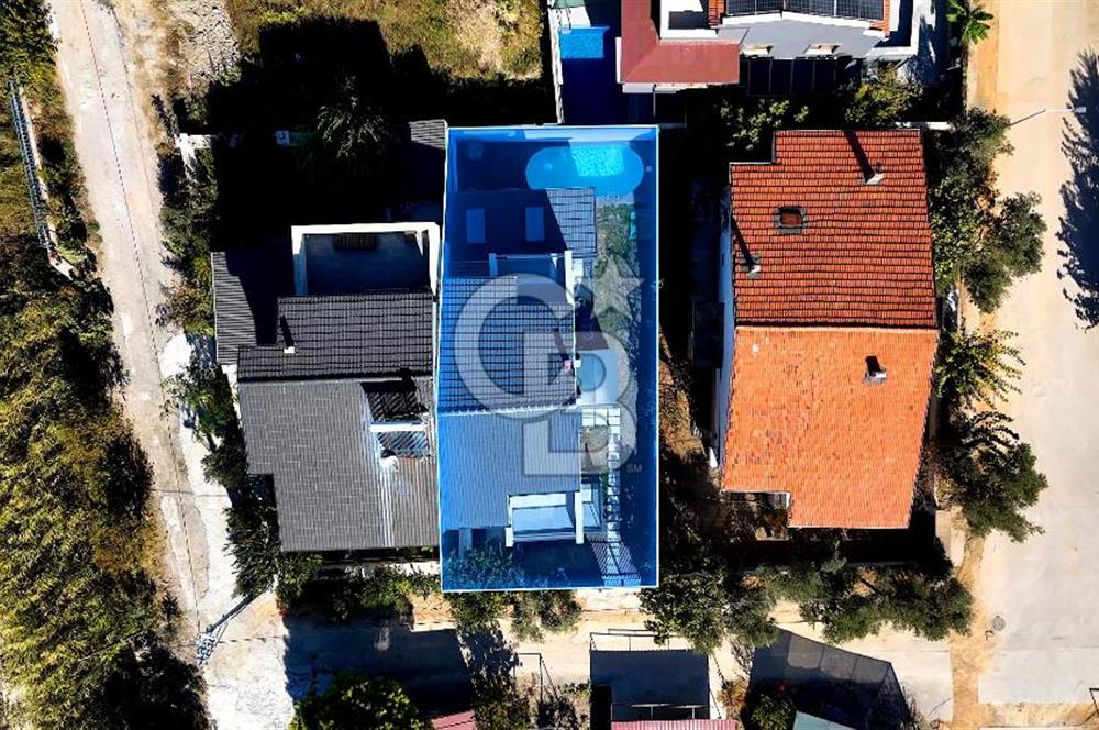URLA ATATÜRK MAHALLESİ 5+1 HAVUZLU MÜSTAKİL VİLLA SATILIK