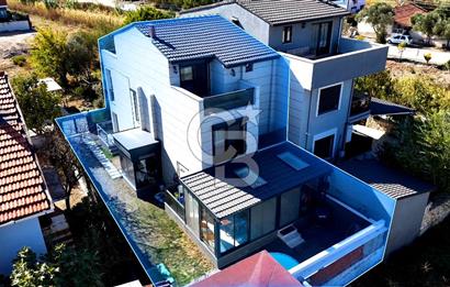 URLA ATATÜRK MAHALLESİ 5+1 HAVUZLU MÜSTAKİL VİLLA SATILIK