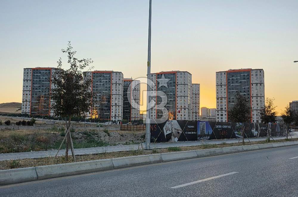 RELAX PLUS B BLOKTA BOŞ EŞYALI BALKONLU 1+1 SATILIK DAİRE