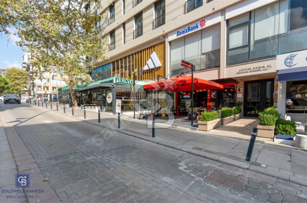 Bağdat Caddesi Şaşkınbakkal'da 3+1 Kiralık Ofis Katı