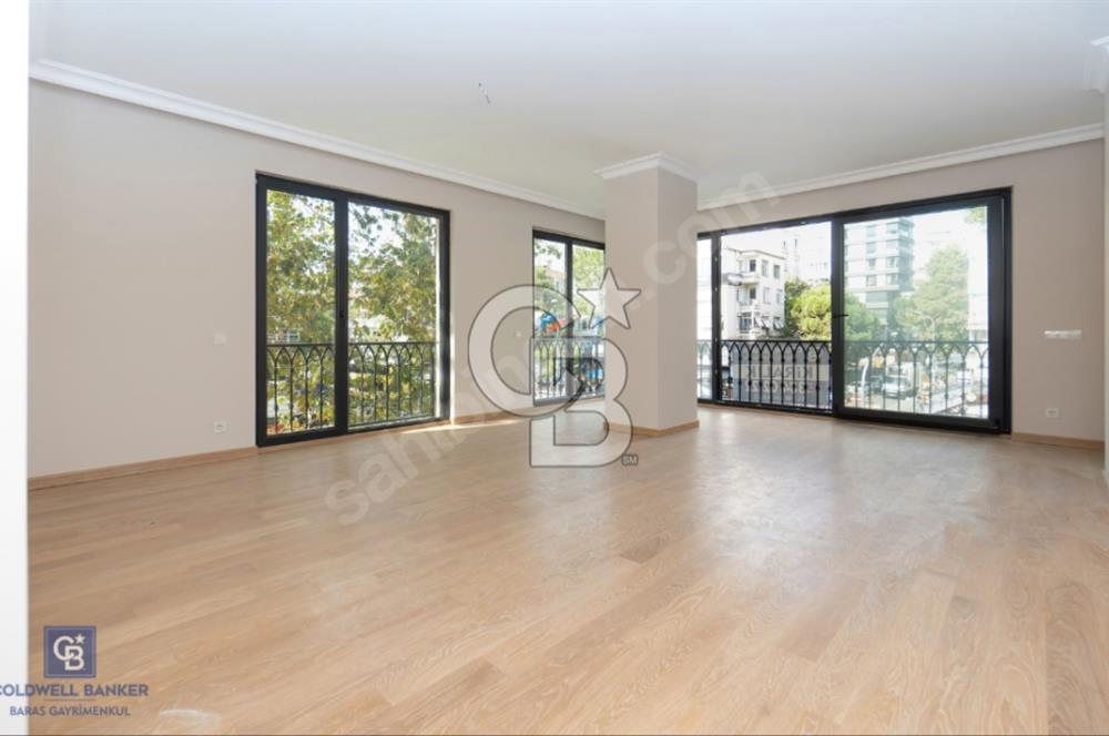 Bağdat Caddesi Şaşkınbakkal'da 3+1 Kiralık Ofis Katı