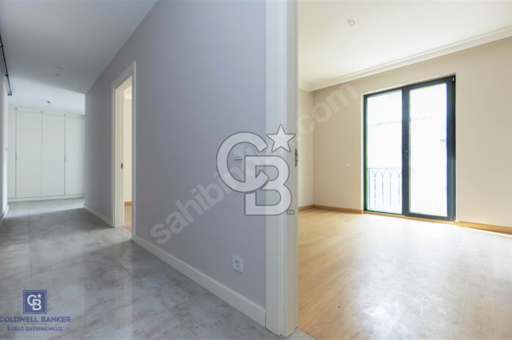 Bağdat Caddesi Şaşkınbakkal'da 3+1 Kiralık Ofis Katı