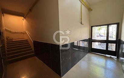 CB CITY'DEN ÇAMLICA KAPALI PAZARIN ARKASI 3+1 SATILIK DAİRE
