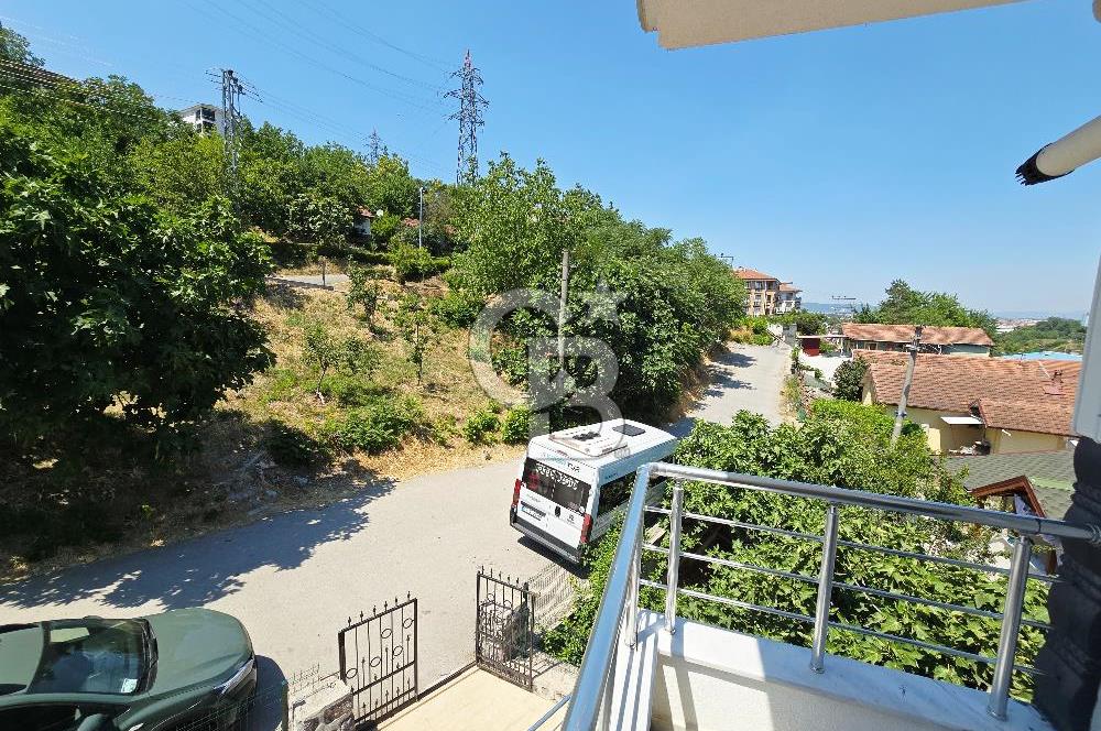 Panaromik Manzaralı Ferah Ve Geniş 3+1