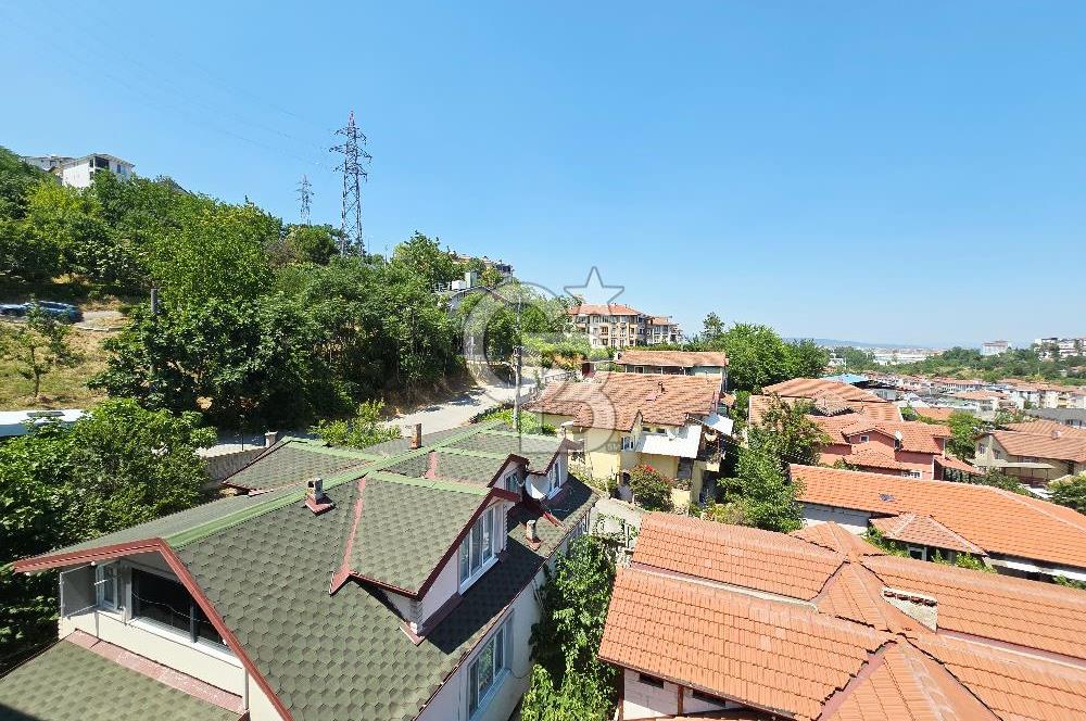 Panaromik Manzaralı Ferah Ve Geniş 3+1