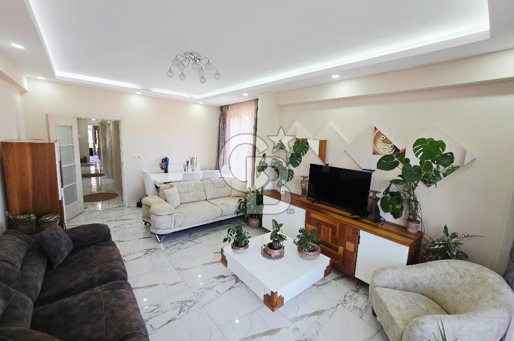 Panaromik Manzaralı Ferah Ve Geniş 3+1
