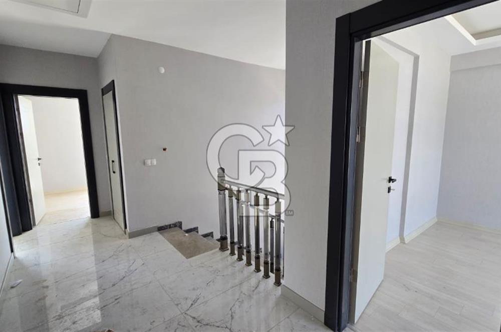 BAĞLICA ZİRVE CEDDESİNDE GÜLHANIM KONAKLARINDA NATAMAM VİLLA