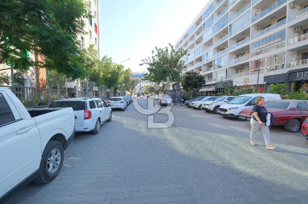 TRADEMARK STUDİO BORNOVA’ DA  EŞYALI 1+1 KİRALIK DAİRE 