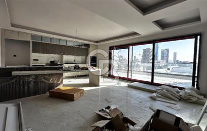 Bayraklı Plazalar Bölgesinde Satılık Dublex, 4+1, 254m2, 4 Banyo