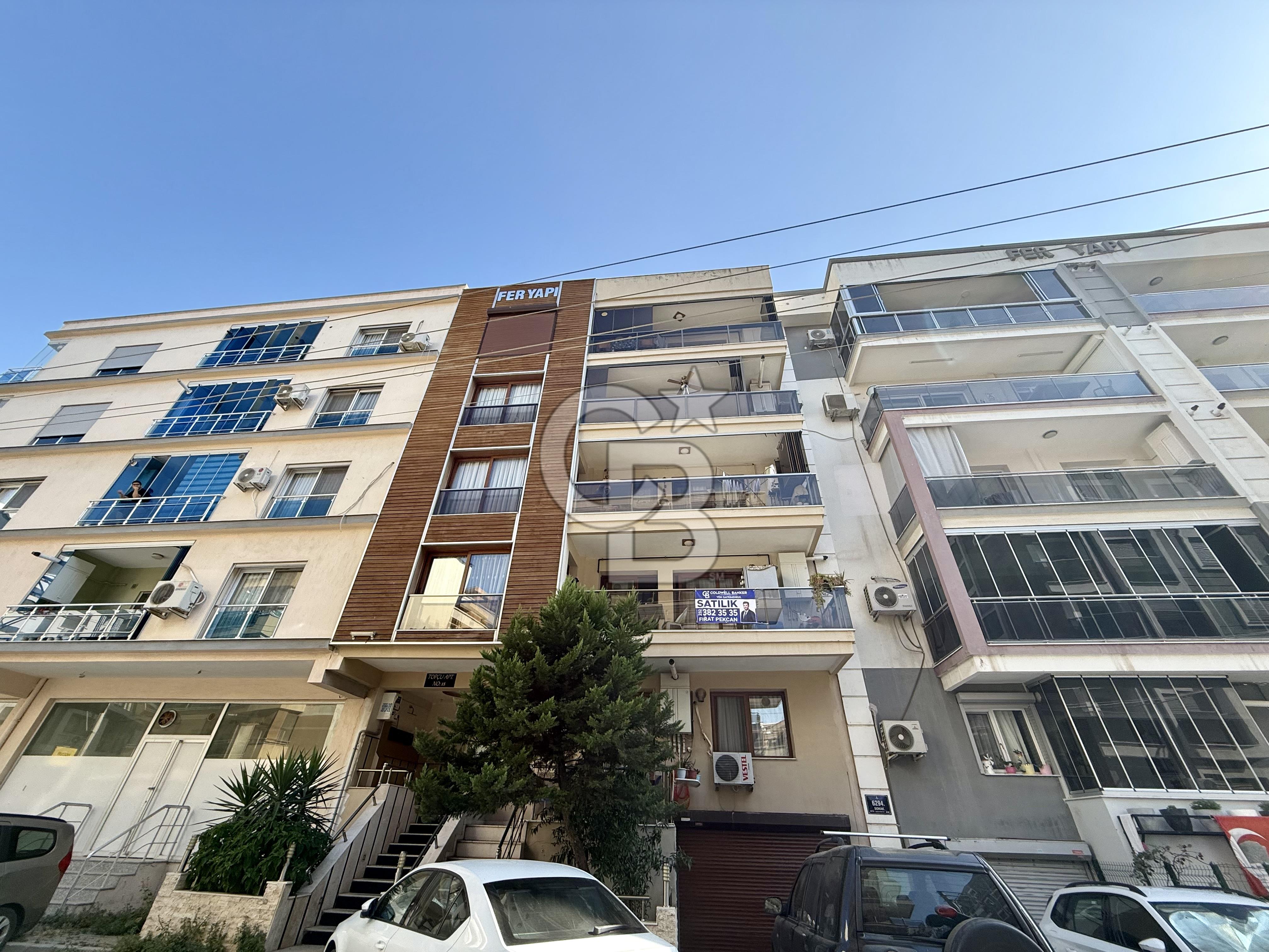 İzmir Karşıyaka Şemikler Mah. 3+1 Merkezi Konum Satılık Daire