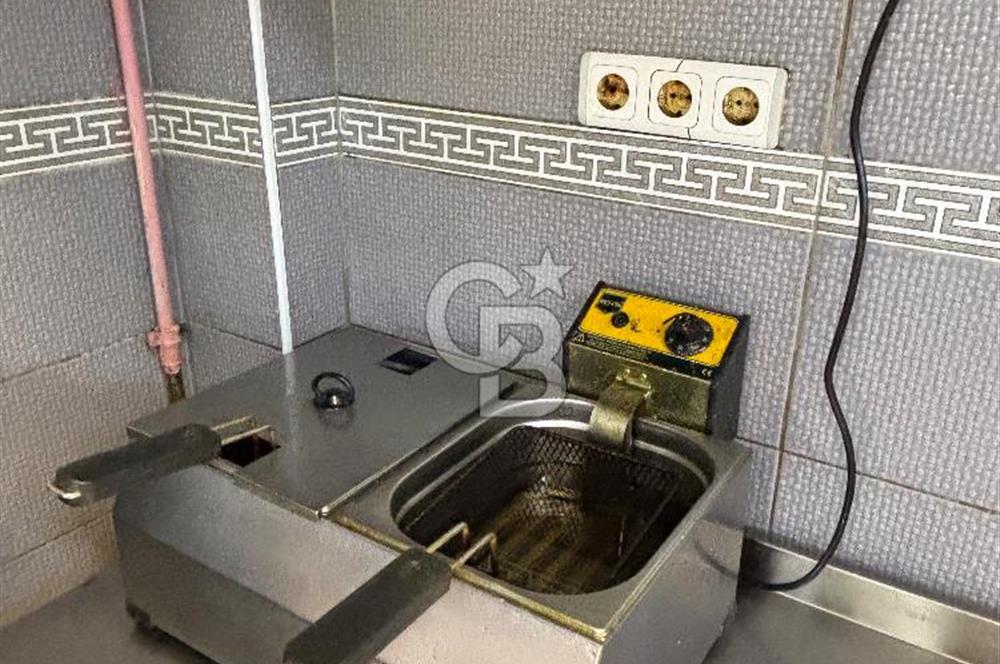 KARŞIYAKA MERKEZ'DE DEVREN KİRALIK YEMEK SALONU