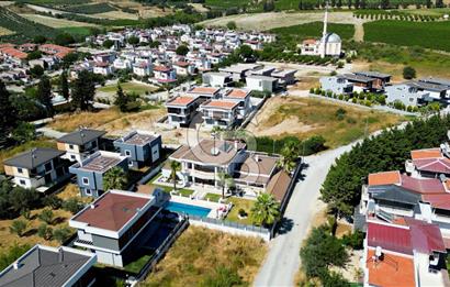 AYDIN KUŞADASI SOĞUCAK’TA EŞYALI YÜZME HAVUZLU SATILIK 5+2 LÜKS VİLLA