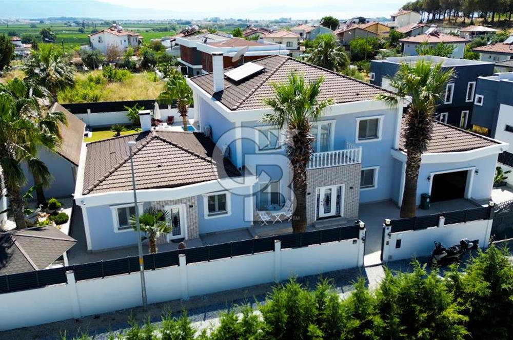 AYDIN KUŞADASI SOĞUCAK’TA EŞYALI YÜZME HAVUZLU SATILIK 5+2 LÜKS VİLLA