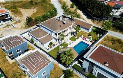 AYDIN KUŞADASI SOĞUCAK’TA EŞYALI YÜZME HAVUZLU SATILIK 5+2 LÜKS VİLLA