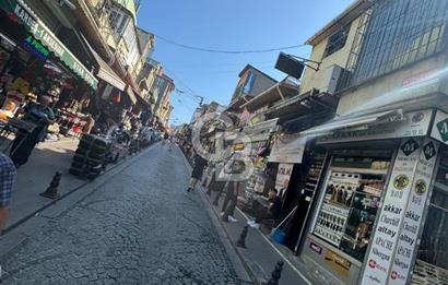 İstanbul Eminönü Mercanağa'da Satılık Müstakil Dükkan
