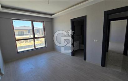 BAĞLICA ZİRVE CEDDESİNDE GÜLHANIM KONAKLARINDA NATAMAM VİLLA