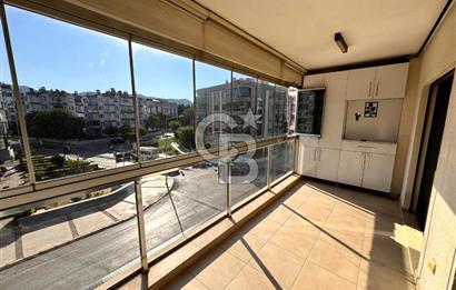 GAZİEMİR ETİLER CADDESİ MİA BOUTİQUE SİTESİNDE KİRALIK 3+1