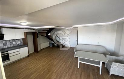 YENİ FOÇA'DA EŞSİZ MANZARALI MÜSTAKİL 4+1 TRİPLEX VİLLA