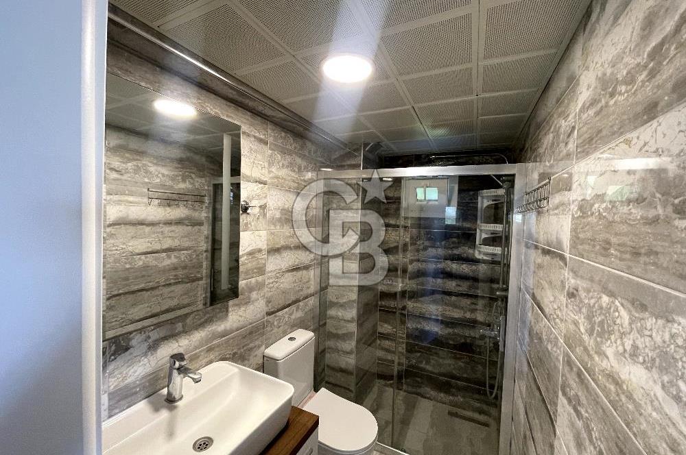 YENİ FOÇA'DA EŞSİZ MANZARALI MÜSTAKİL 4+1 TRİPLEX VİLLA