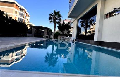 GAZİEMİR ETİLER CADDESİ MİA BOUTİQUE SİTESİNDE KİRALIK 3+1
