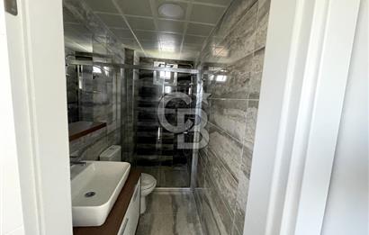 YENİ FOÇA'DA EŞSİZ MANZARALI MÜSTAKİL 4+1 TRİPLEX VİLLA