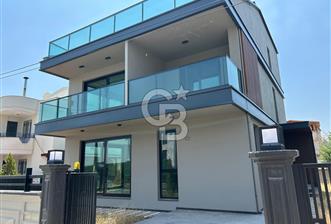 Sarıçam Çınarlı da Satılık Villa Akıllı Ev Sistemi 5+1
