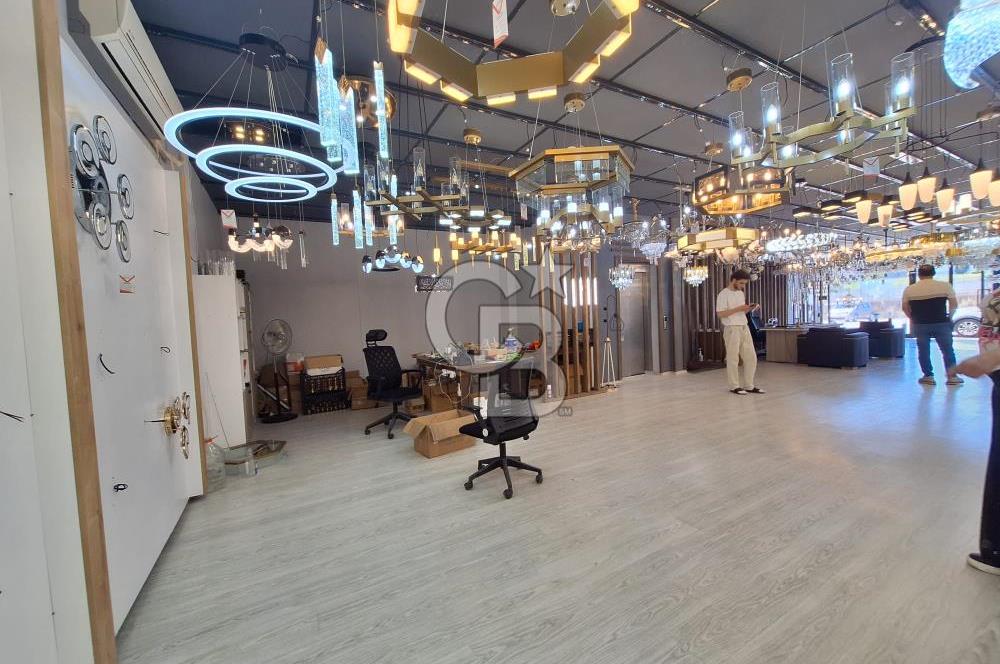 BURSA YOLU ÜZERİNDE 850 M² KAPALI ALANI MEVCUT 5 KATLI PLAZA