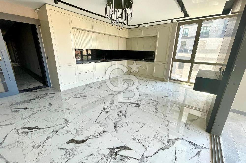 ŞANLIURFA HALİLİYE MAH.CADDE ÜZERİ YENİ SİTEDE5+1ULTRA LÜKSDAİRE