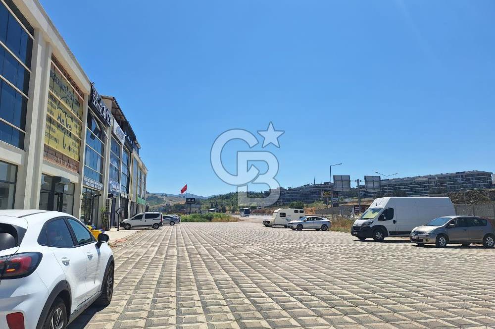 BURSA YOLU ÜZERİNDE 850 M² KAPALI ALANI MEVCUT 5 KATLI PLAZA