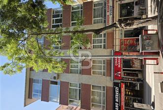 NECATİBEY CAD. HANIMELİ SOKAK OTOPARKLI 3+1 EŞYALI SATILIK DAİRE