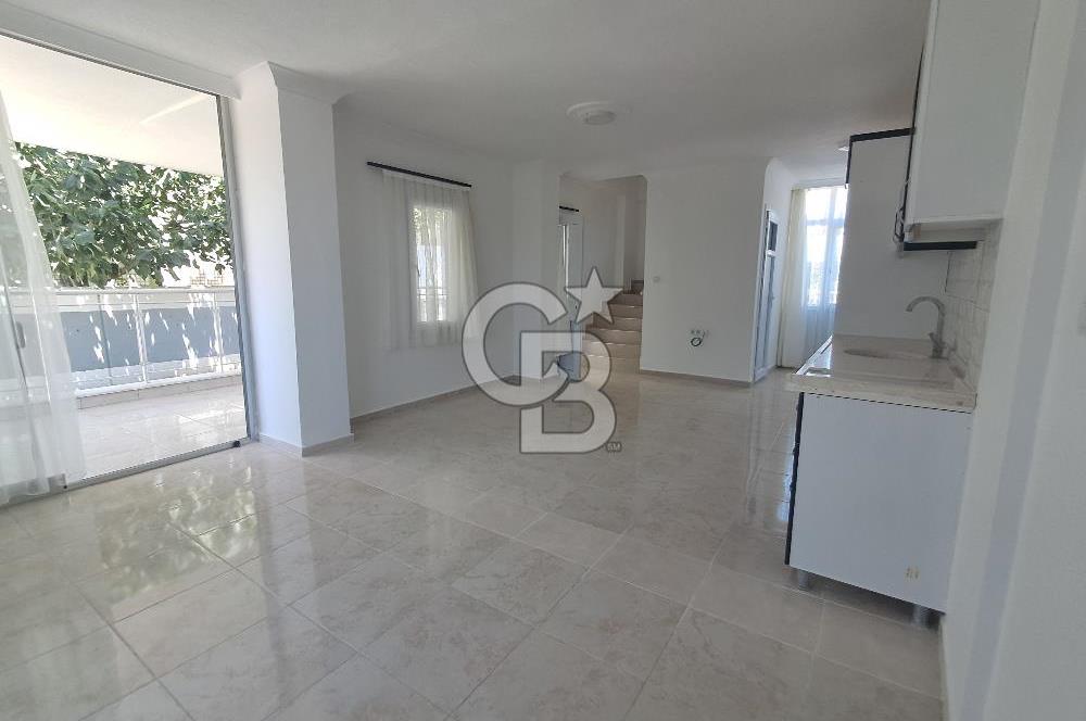 Didim Akbük'de Deniz Manzaralı Bahçeli Teraslı Villa