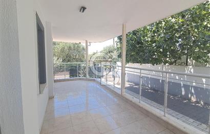 Didim Akbük'de Deniz Manzaralı Bahçeli Teraslı Villa
