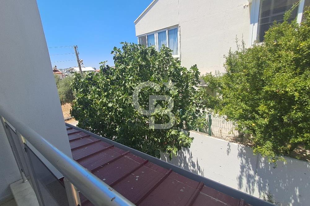 Didim Akbük'de Deniz Manzaralı Bahçeli Teraslı Villa