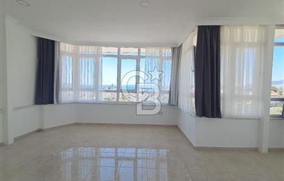 Didim Akbük'de Deniz Manzaralı Bahçeli Teraslı Villa