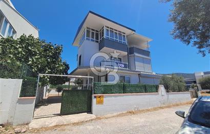 Didim Akbük'de Deniz Manzaralı Bahçeli Teraslı Villa