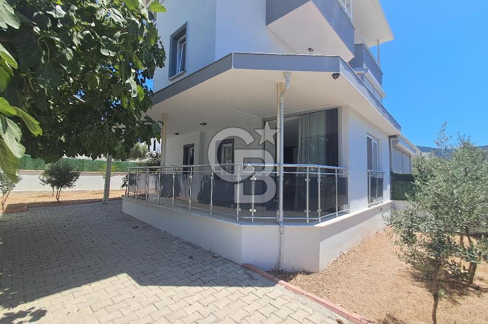 Didim Akbük'de Deniz Manzaralı Bahçeli Teraslı Villa