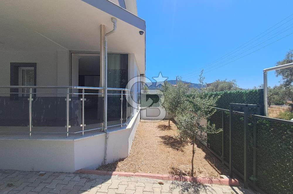 Didim Akbük'de Deniz Manzaralı Bahçeli Teraslı Villa