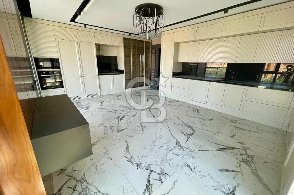 ŞANLIURFA HALİLİYE MAH.CADDE ÜZERİ YENİ SİTEDE5+1ULTRA LÜKSDAİRE