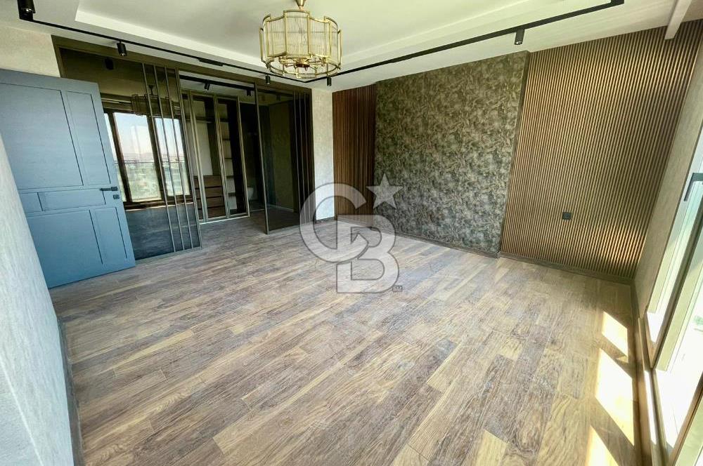 ŞANLIURFA HALİLİYE MAH.CADDE ÜZERİ YENİ SİTEDE5+1ULTRA LÜKSDAİRE