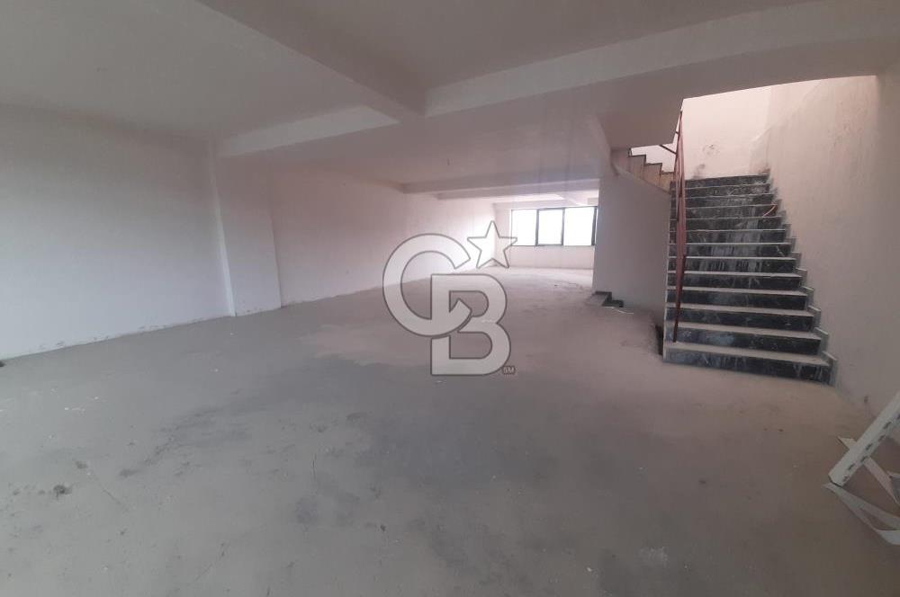 BURSA YOLU ÜZERİNDE 850 M² KAPALI ALANI MEVCUT 5 KATLI PLAZA