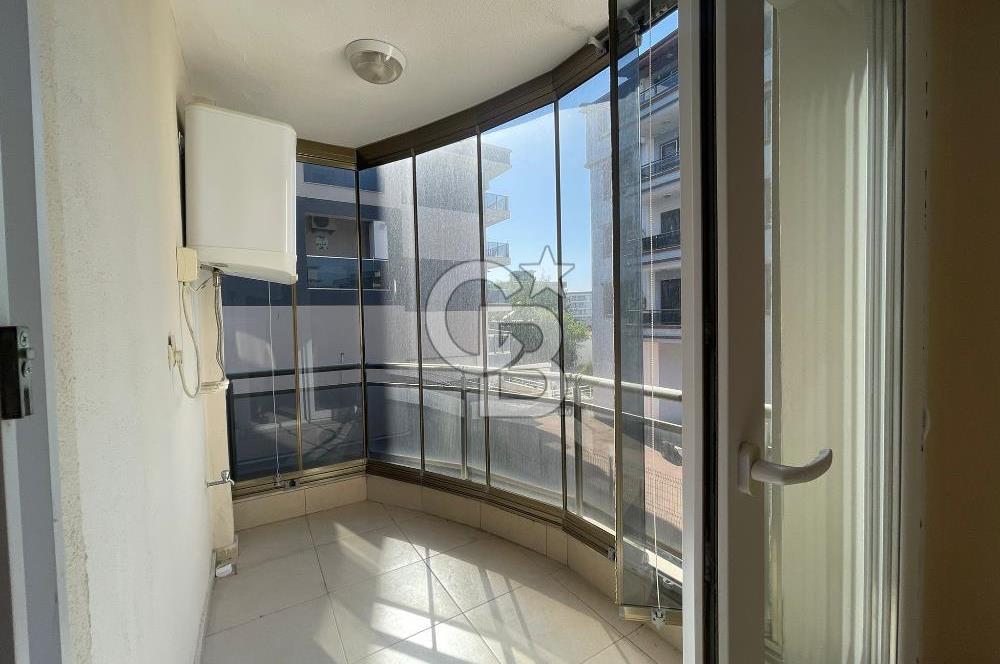 SEYREK’TE CAM BALKONLU CADDEÜSTÜ 2+1 ARAKAT KİRALIK DAİRE