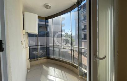 SEYREK’TE CAM BALKONLU CADDEÜSTÜ 2+1 ARAKAT KİRALIK DAİRE